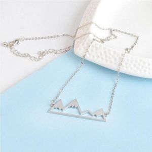Metallic mountain necklace